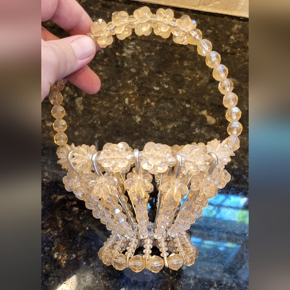 Vintage Safety Pin Art Basket - Picture 6 of 11